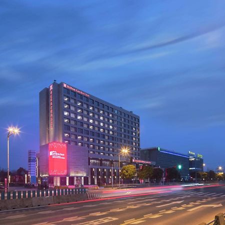 Hilton Garden Inn Shanghai Hongqiao Necc Экстерьер фото