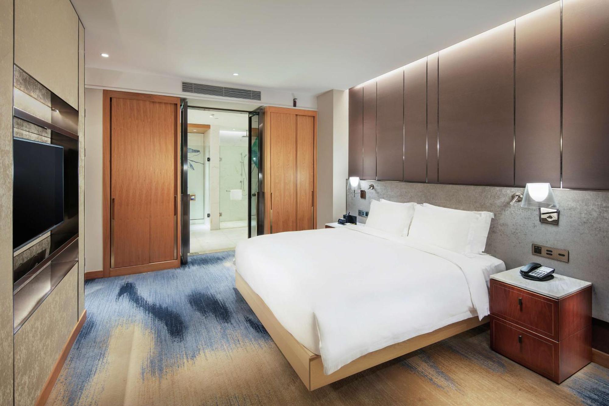 Hilton Garden Inn Shanghai Hongqiao Necc Экстерьер фото